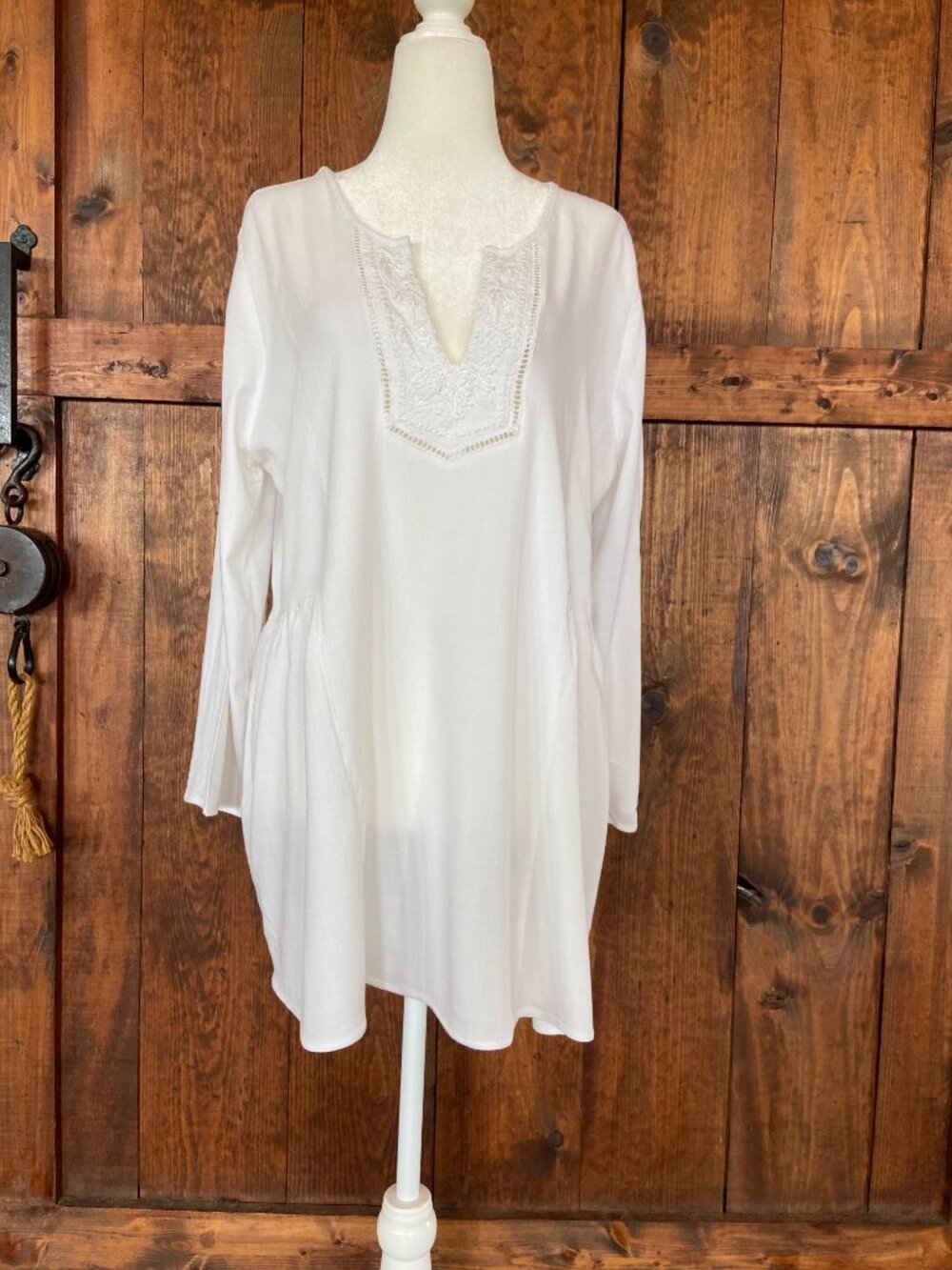 Lilly Pulitzer Boho White Cotton Floral Embroidered Long sleeve Top SZ M